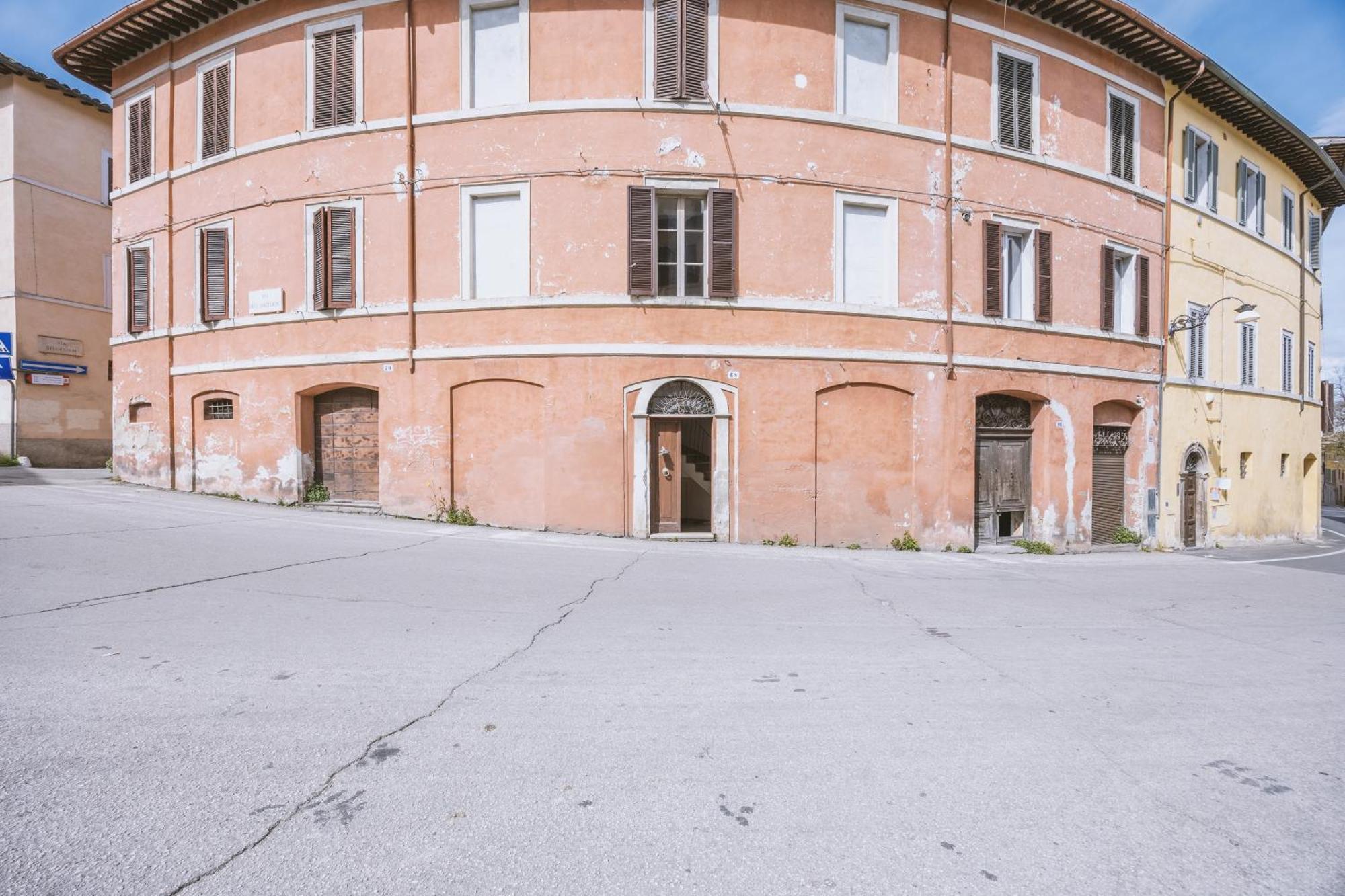 Bhr - Appartamento Dell'Anfiteatro Spolète Extérieur photo